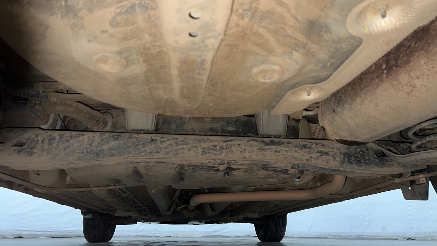 Used 2026 Hyundai Venue 1.2 Kappa Petrol MT HX5 Petrol Manual extra REAR UNDERBODY VIEW (TAKEN FROM REAR)
