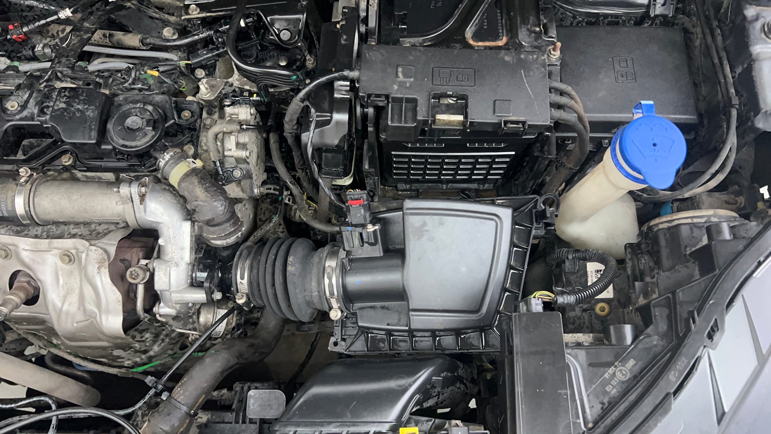 Used 2020 Ford EcoSport Trend 1.5L TDCi Diesel Manual engine ENGINE LEFT SIDE VIEW