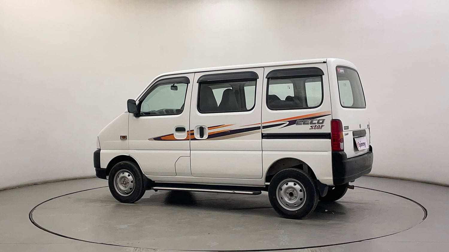 Used 2019 Maruti Suzuki Eeco 5 STR WITH A/C+HTR Petrol Manual exterior LEFT REAR CORNER VIEW