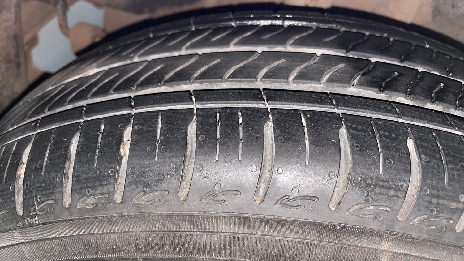Used 2021 Tata Tiago XZ Plus Dual Tone Petrol Manual tyres RIGHT REAR TYRE TREAD VIEW