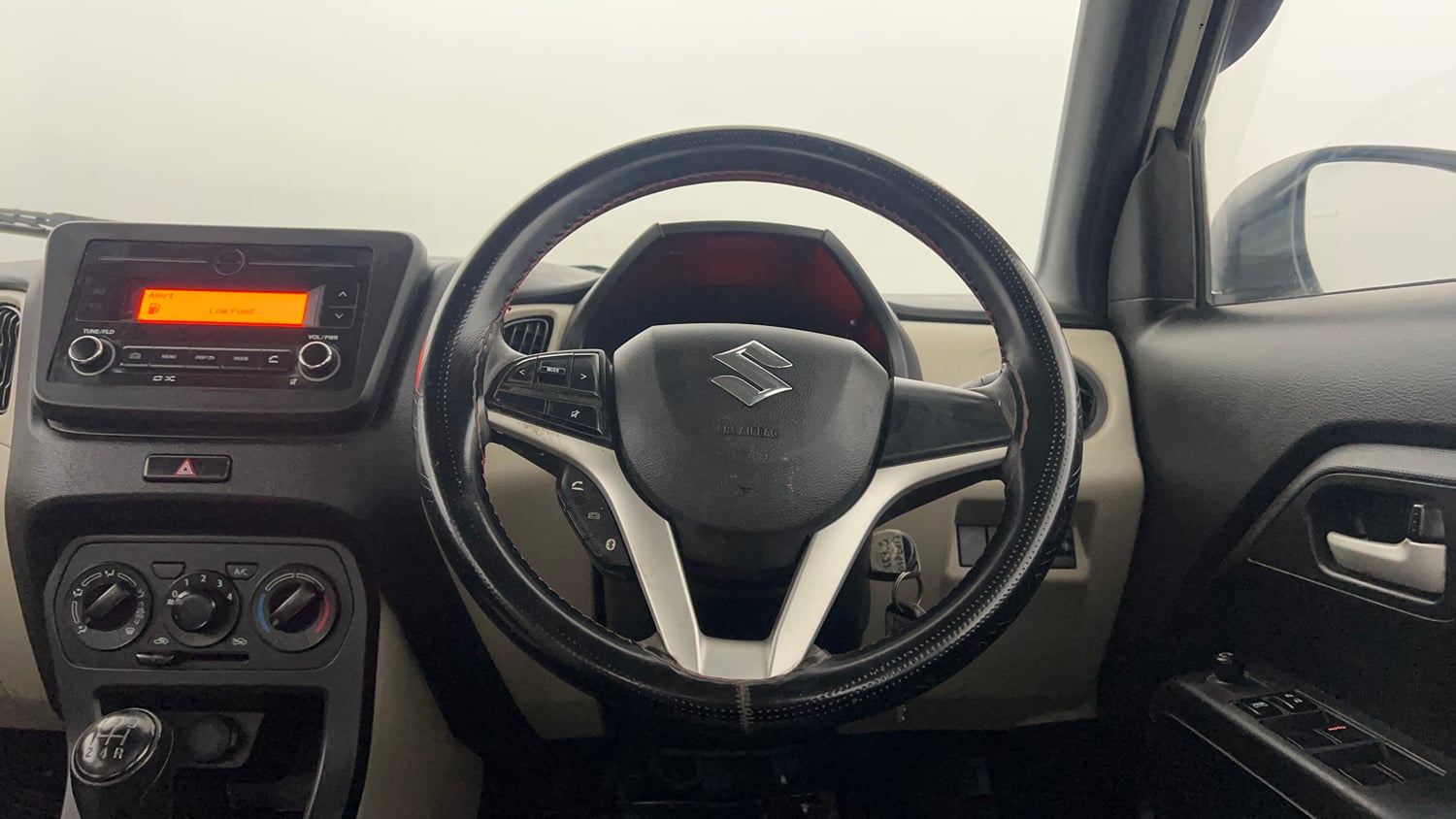 Used 2022 Maruti Suzuki Wagon R ZXI 1.2 Petrol Manual interior STEERING VIEW