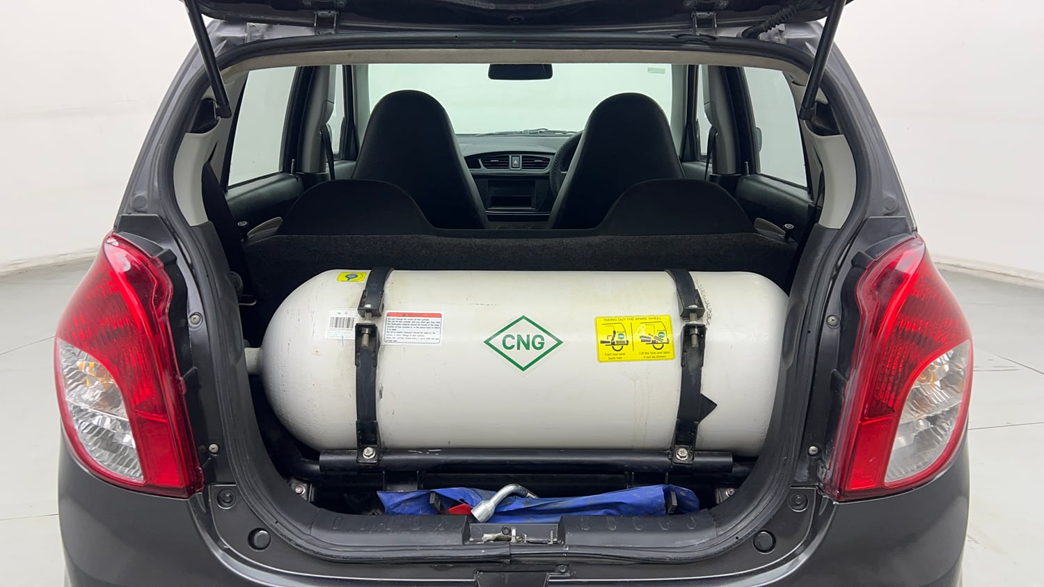 Used 2022 Maruti Suzuki Alto 800 LXi (O) CNG Cng Manual interior DICKY INSIDE VIEW