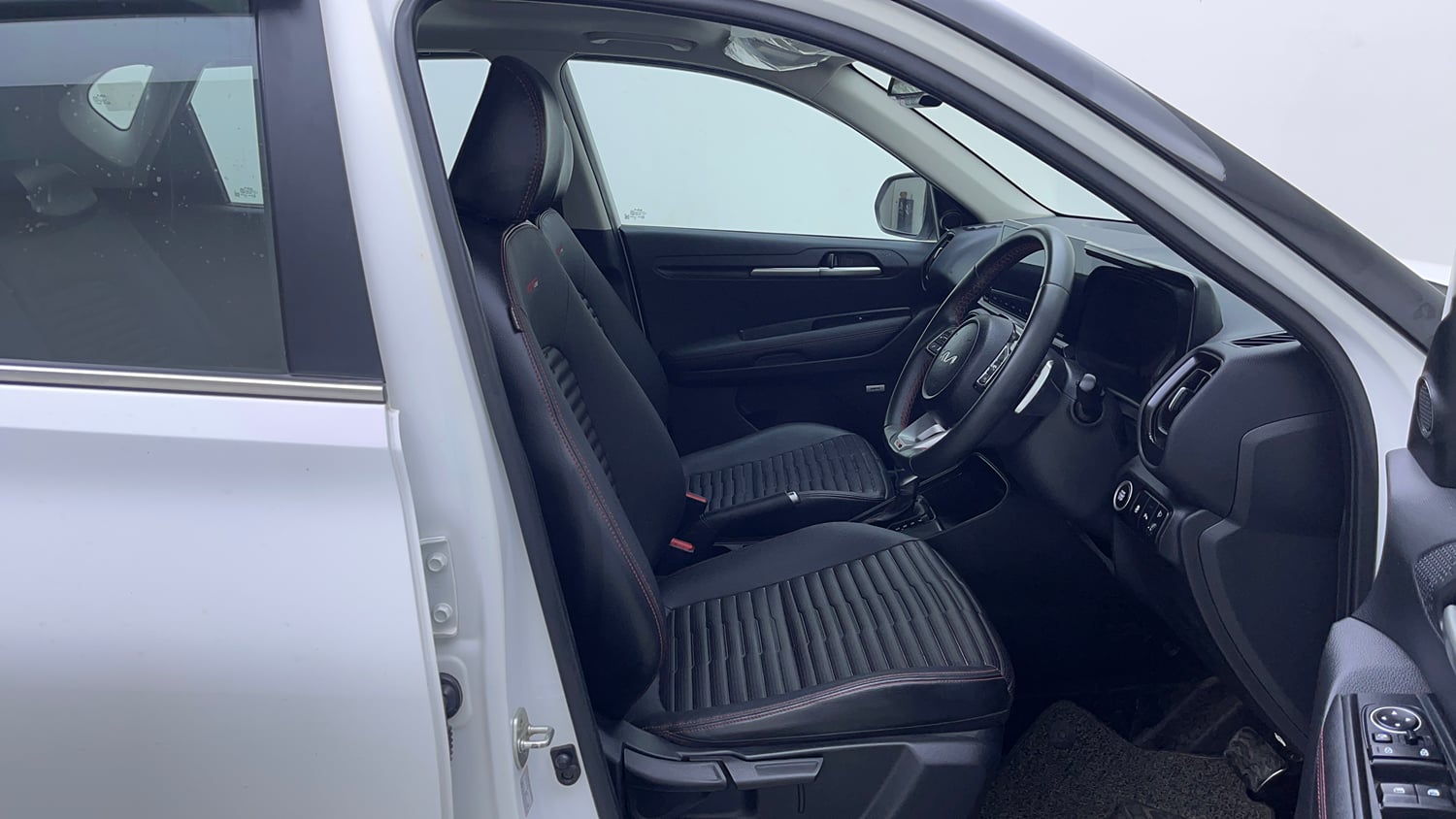 Used 2023 Kia Sonet GTX Plus 1.5 AT Diesel Automatic interior RIGHT SIDE FRONT DOOR CABIN VIEW