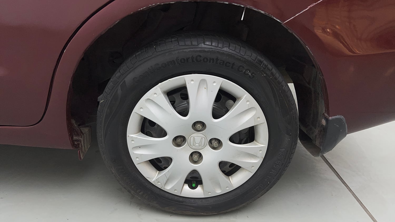 Used 2014 Honda Amaze 1.2 SX i-VTEC Petrol Manual tyres LEFT REAR TYRE RIM VIEW