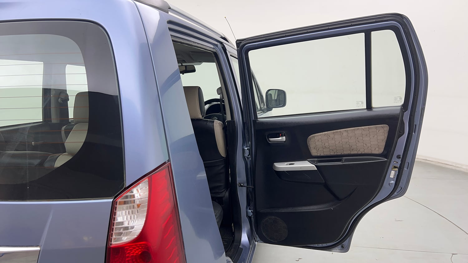 Used 2013 Maruti Suzuki Wagon R VXI Petrol Manual interior RIGHT REAR DOOR OPEN VIEW