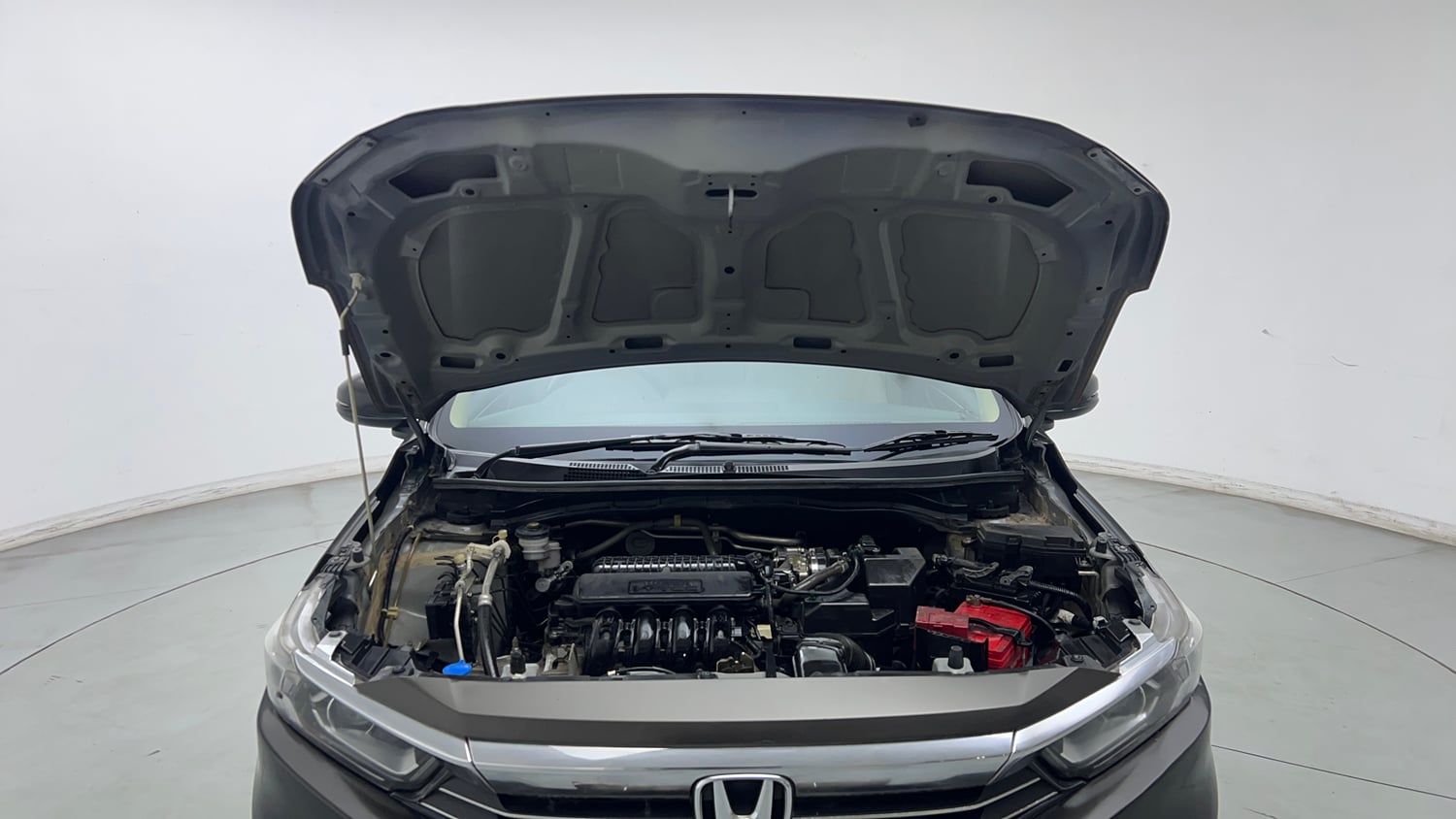 Used 2023 Honda Amaze VX 1.2 Petrol CVT Petrol Automatic engine ENGINE & BONNET OPEN FRONT VIEW