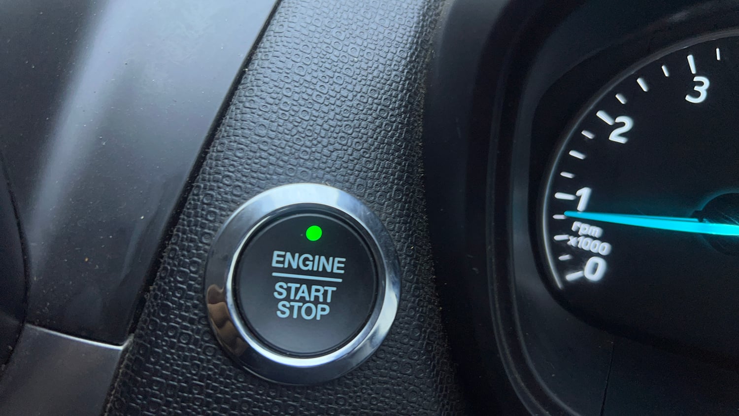 Used 2019 Ford EcoSport Titanium 1.5L Ti-VCT Petrol Manual top_features Keyless start