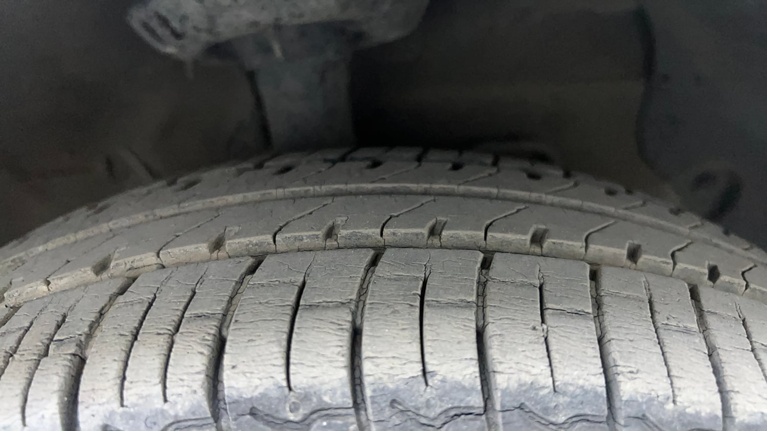 Used 2020 Hyundai Santro Sportz Petrol Manual tyres RIGHT FRONT TYRE TREAD VIEW
