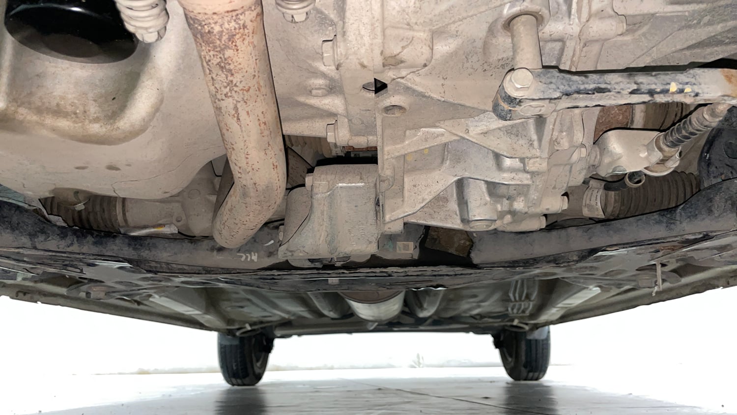 Used 2024 Maruti Suzuki Wagon R VXI 1.0 Petrol Manual extra FRONT LEFT UNDERBODY VIEW