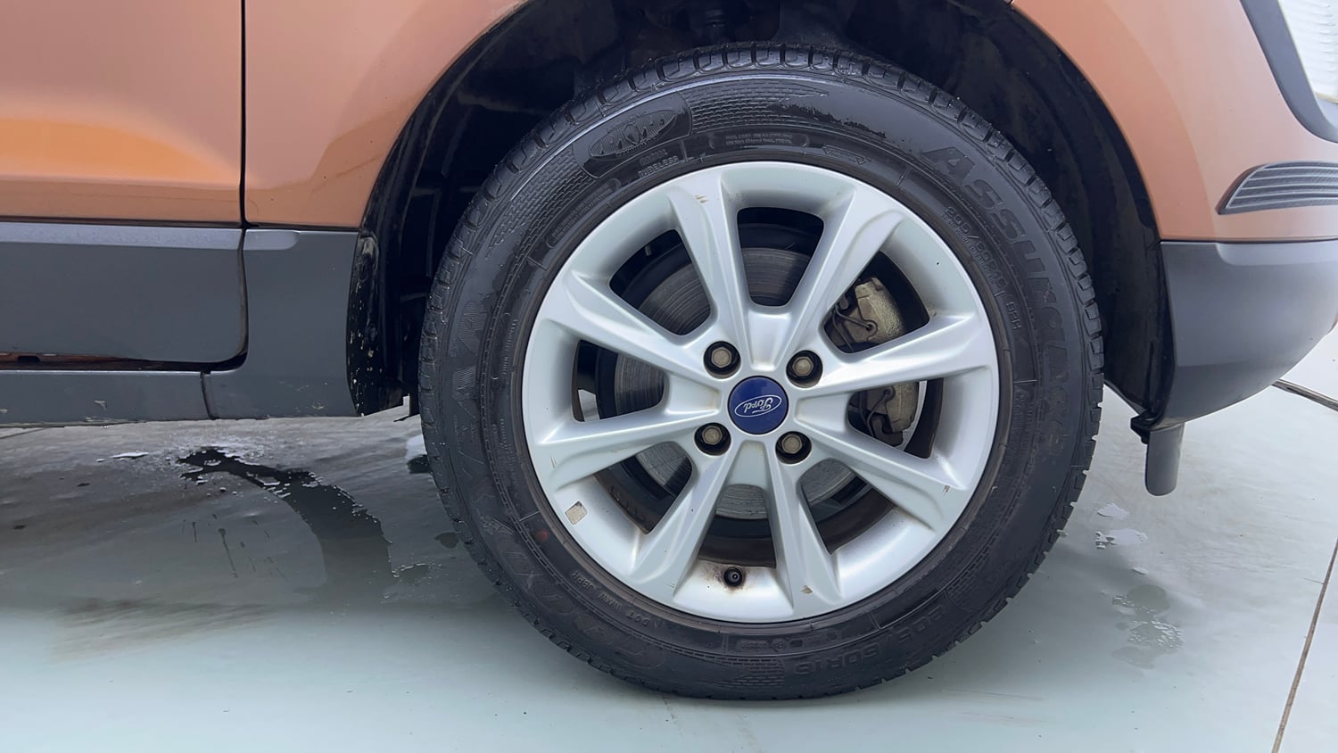 Used 2019 Ford EcoSport Titanium 1.5L Ti-VCT Petrol Manual tyres RIGHT FRONT TYRE RIM VIEW