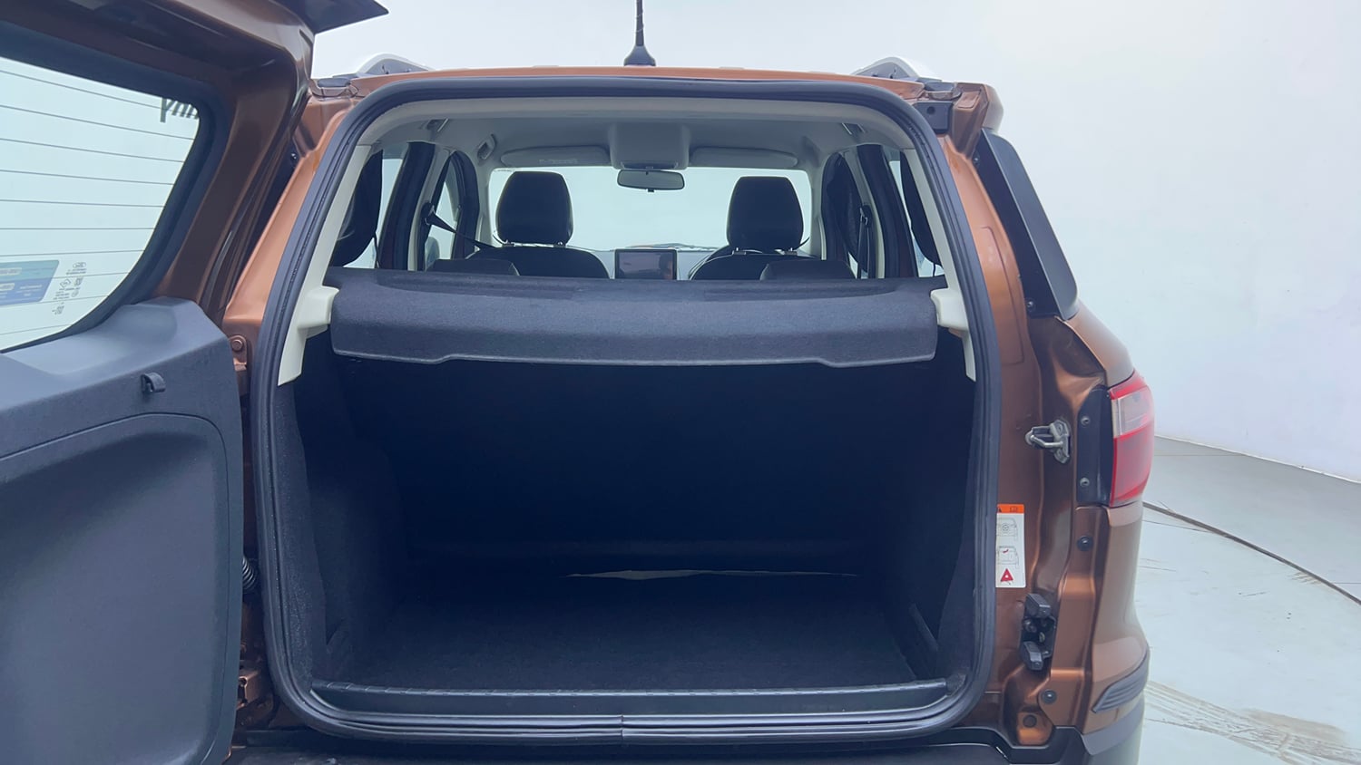 Used 2019 Ford EcoSport Titanium 1.5L Ti-VCT Petrol Manual interior DICKY INSIDE VIEW