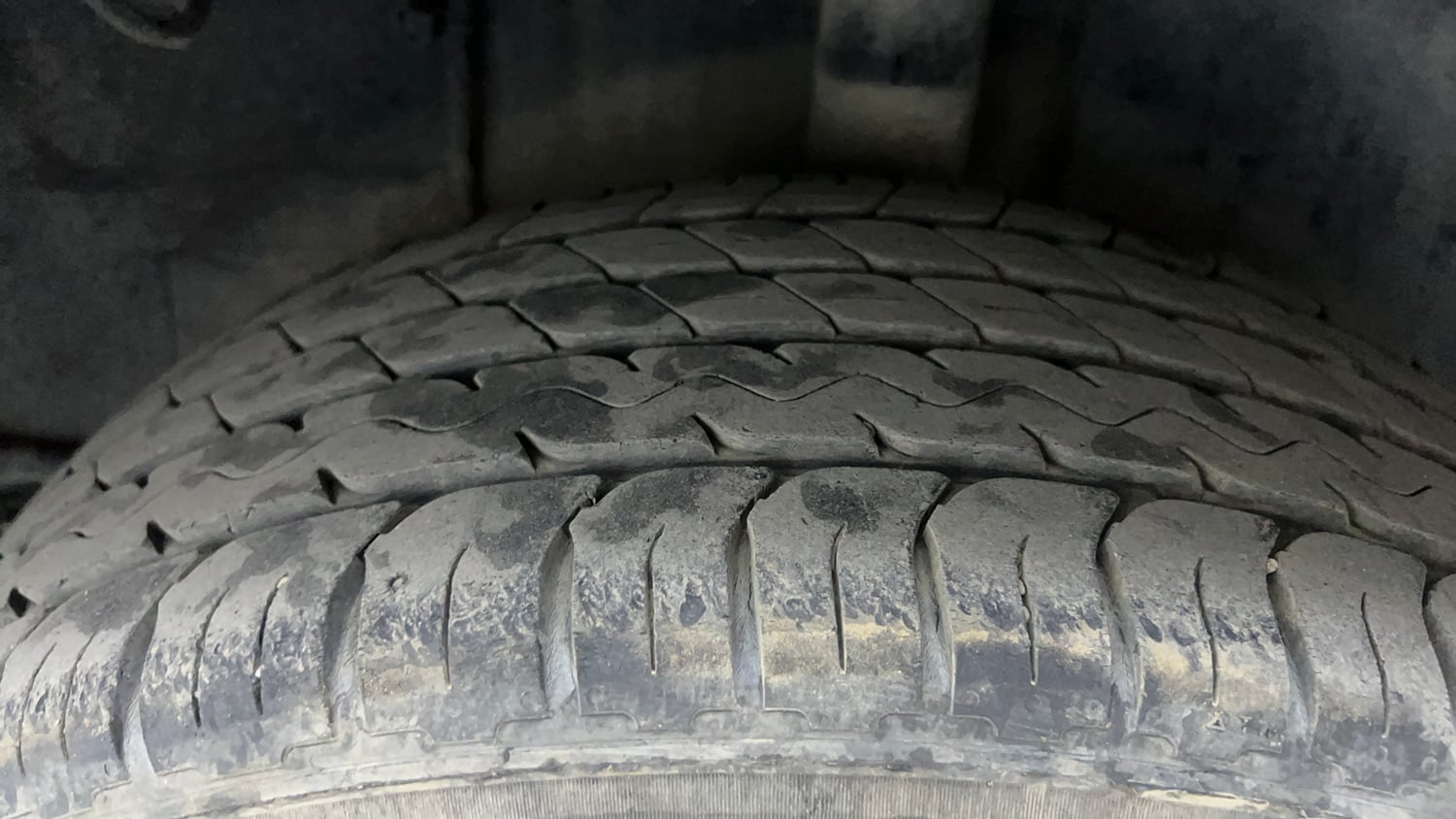 Used 2021 Tata Altroz XZ Petrol Petrol Manual tyres LEFT REAR TYRE TREAD VIEW
