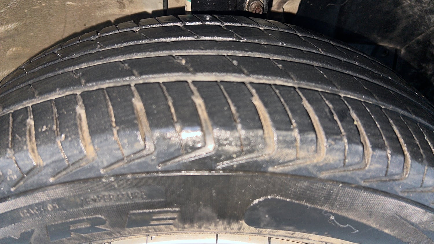 Used 2024 Maruti Suzuki Wagon R LXI 1.0 CNG Cng Manual tyres RIGHT FRONT TYRE TREAD VIEW