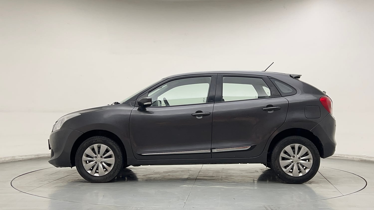 Used 2018 Maruti Suzuki Baleno Delta 1.3 Diesel Manual exterior LEFT SIDE VIEW