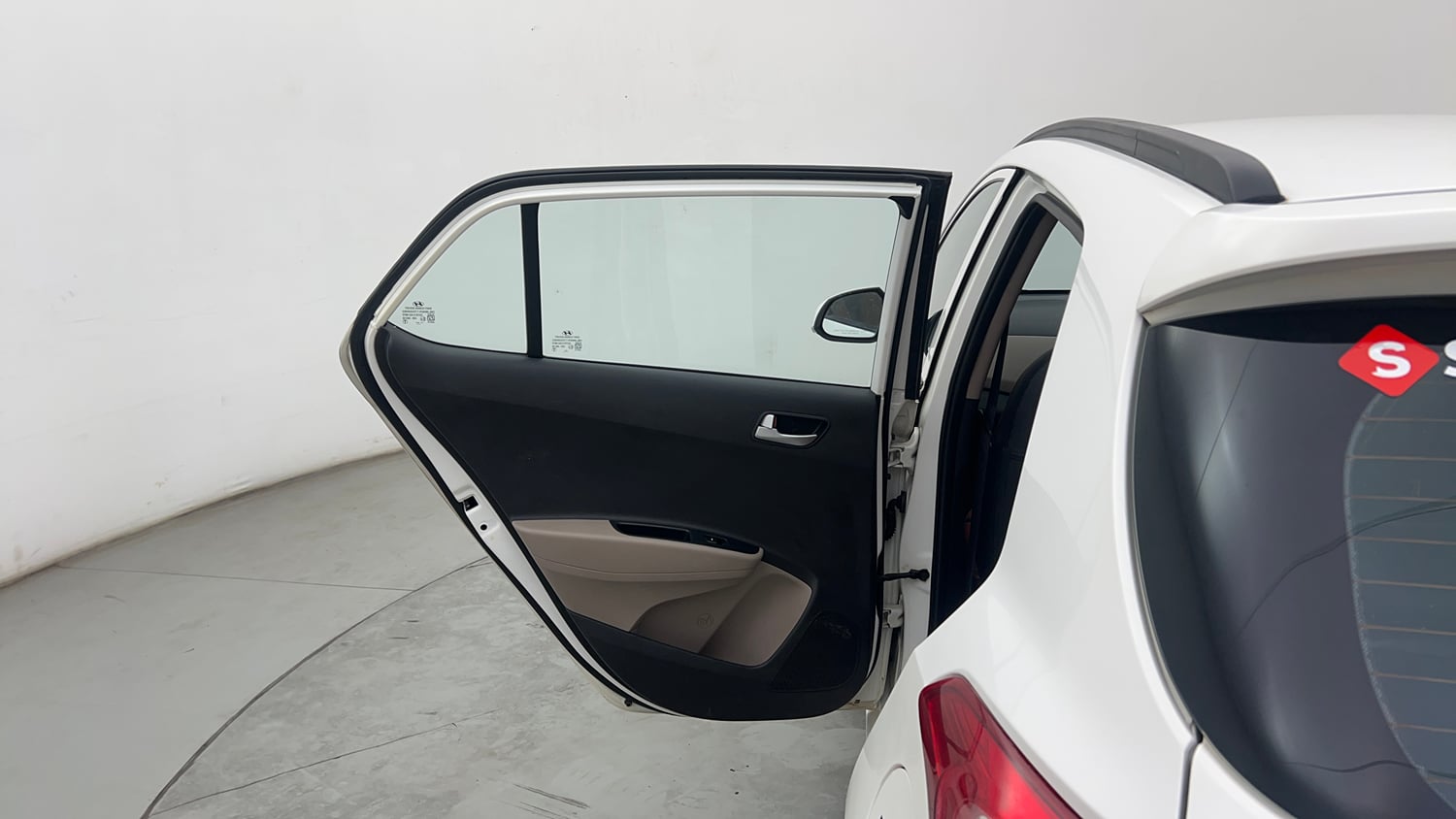Used 2016 Hyundai Grand i10 Asta 1.2 Kappa VTVT Petrol Manual interior LEFT REAR DOOR OPEN VIEW