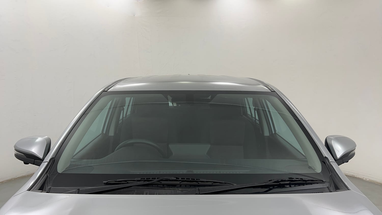 Used 2023 Toyota Innova Hycross VX Hybrid 8 STR Hybrid Automatic exterior FRONT WINDSHIELD VIEW
