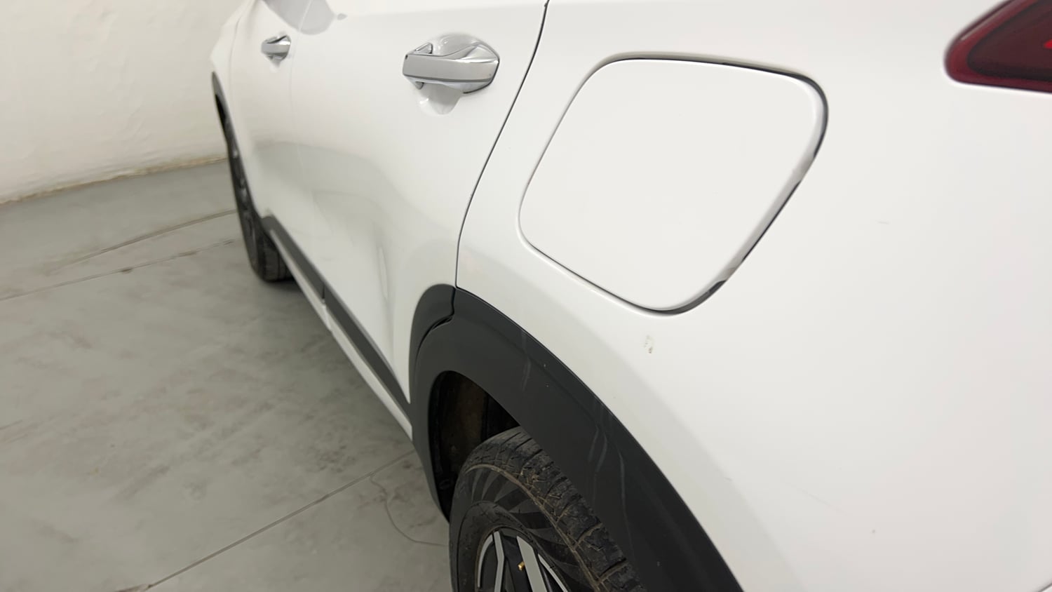 Used 2024 Kia Seltos HTX Plus 1.5 Diesel MT Diesel Manual dents MINOR DENT