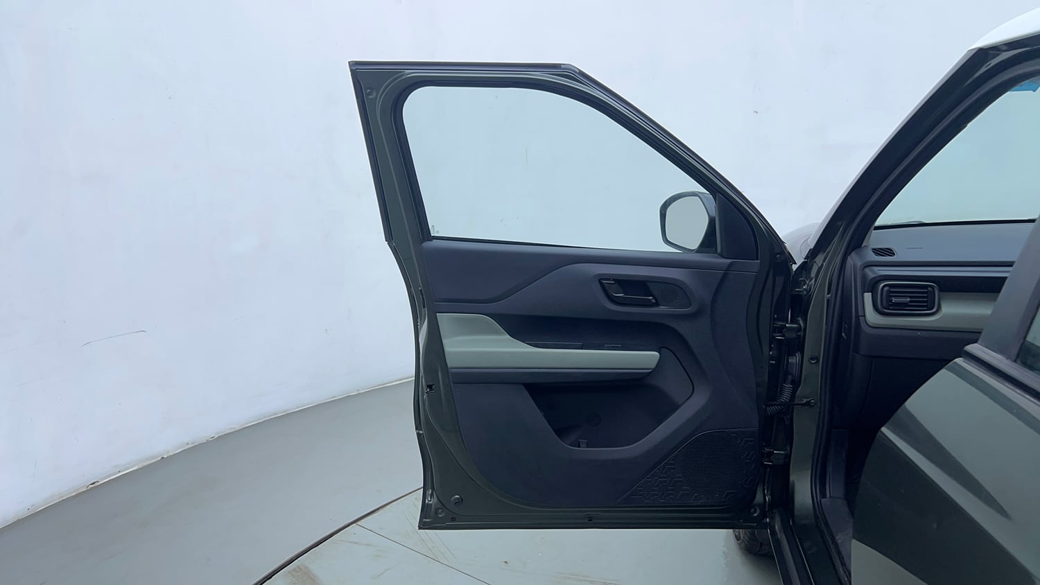 Used 2022 Tata Punch Camo Accomplished Dazzle AMT Petrol Automatic interior LEFT FRONT DOOR OPEN VIEW