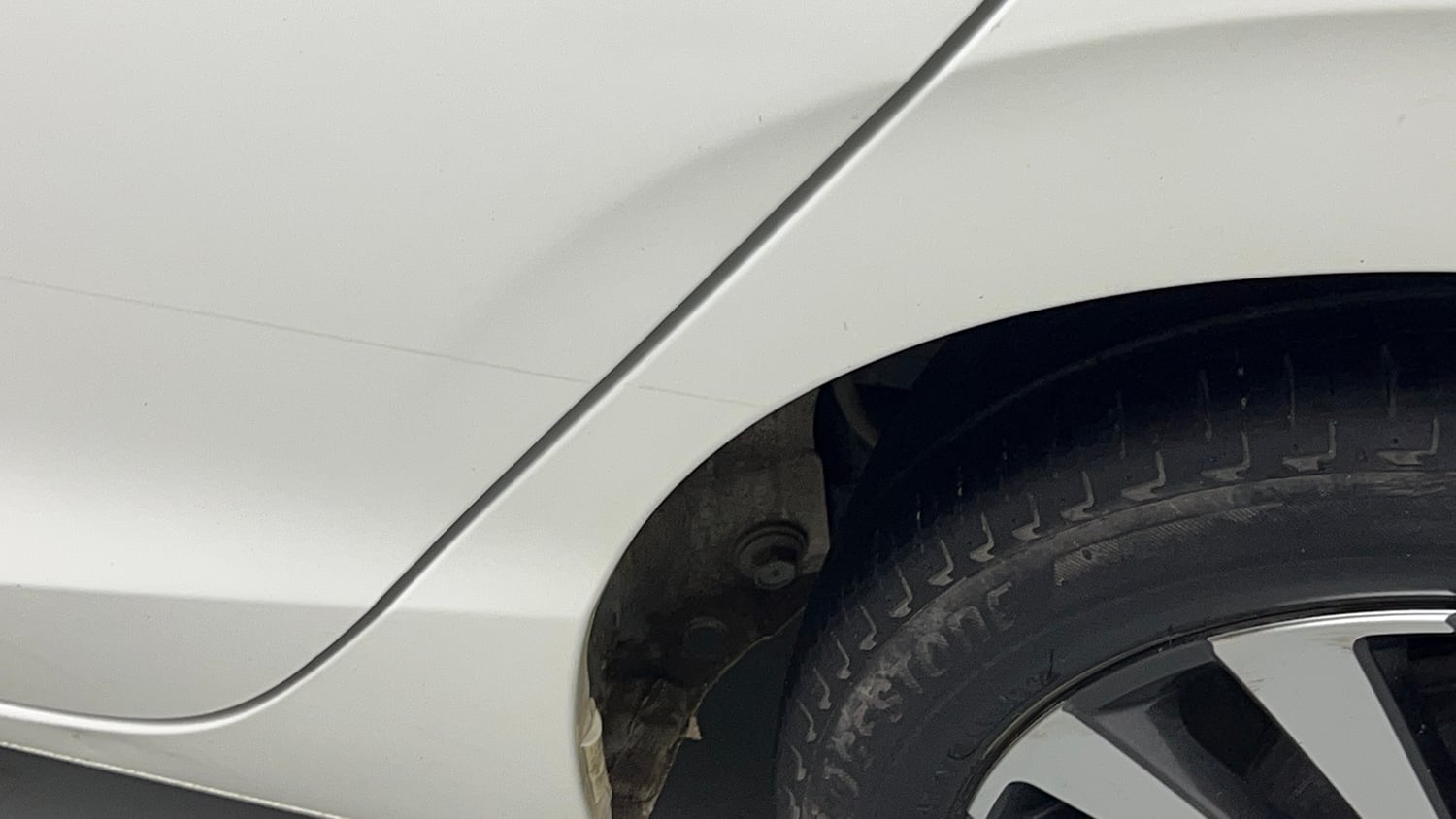 Used 2024 Honda City ZX Petrol CVT Petrol Automatic dents MINOR SCRATCH