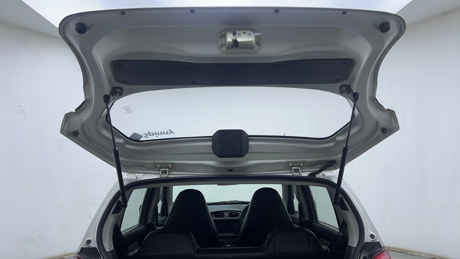 Used 2019 Maruti Suzuki Alto 800 LXi Petrol Manual interior DICKY DOOR OPEN VIEW