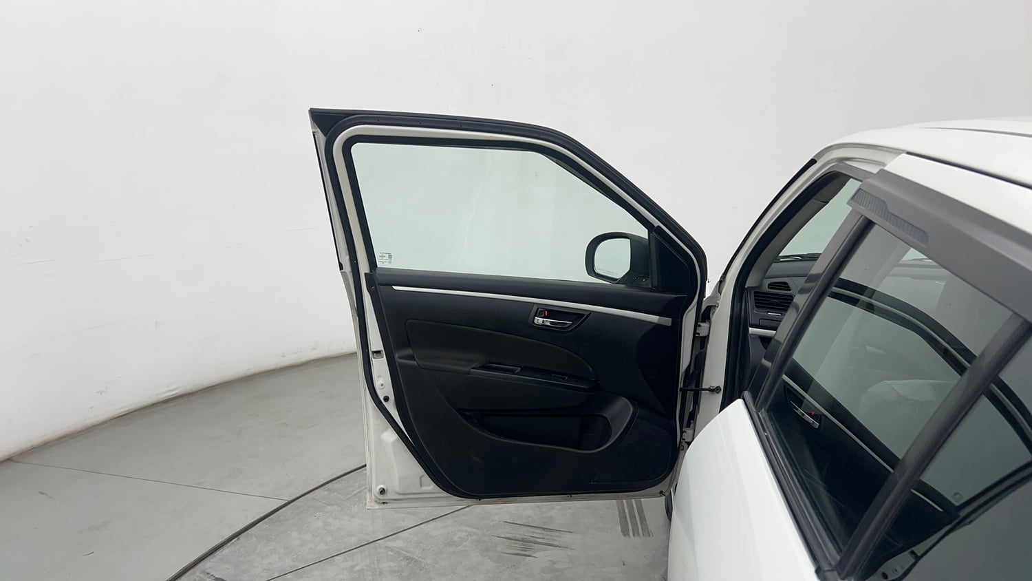 Used 2016 Maruti Suzuki Swift VXi Petrol Manual interior LEFT FRONT DOOR OPEN VIEW