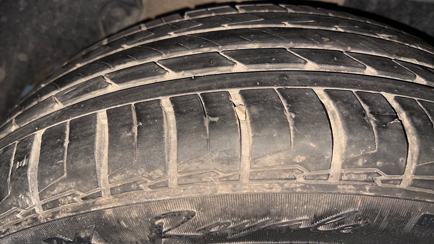 Used 2024 Kia Seltos X Line 1.5 Turbo Petrol DCT Petrol Automatic tyres RIGHT REAR TYRE TREAD VIEW