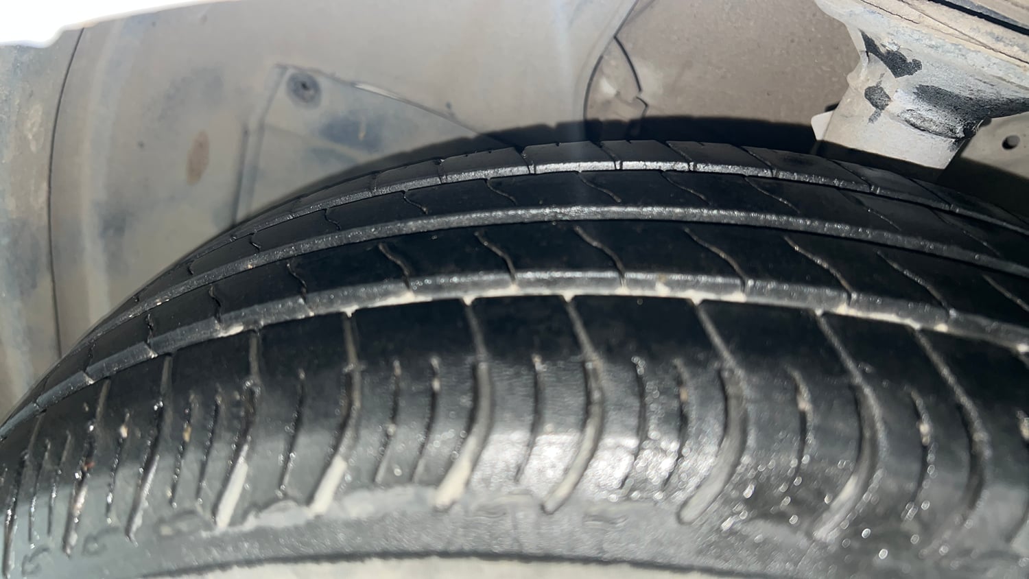 Used 2022 Maruti Suzuki Wagon R ZXI 1.2 Petrol Manual tyres LEFT FRONT TYRE TREAD VIEW