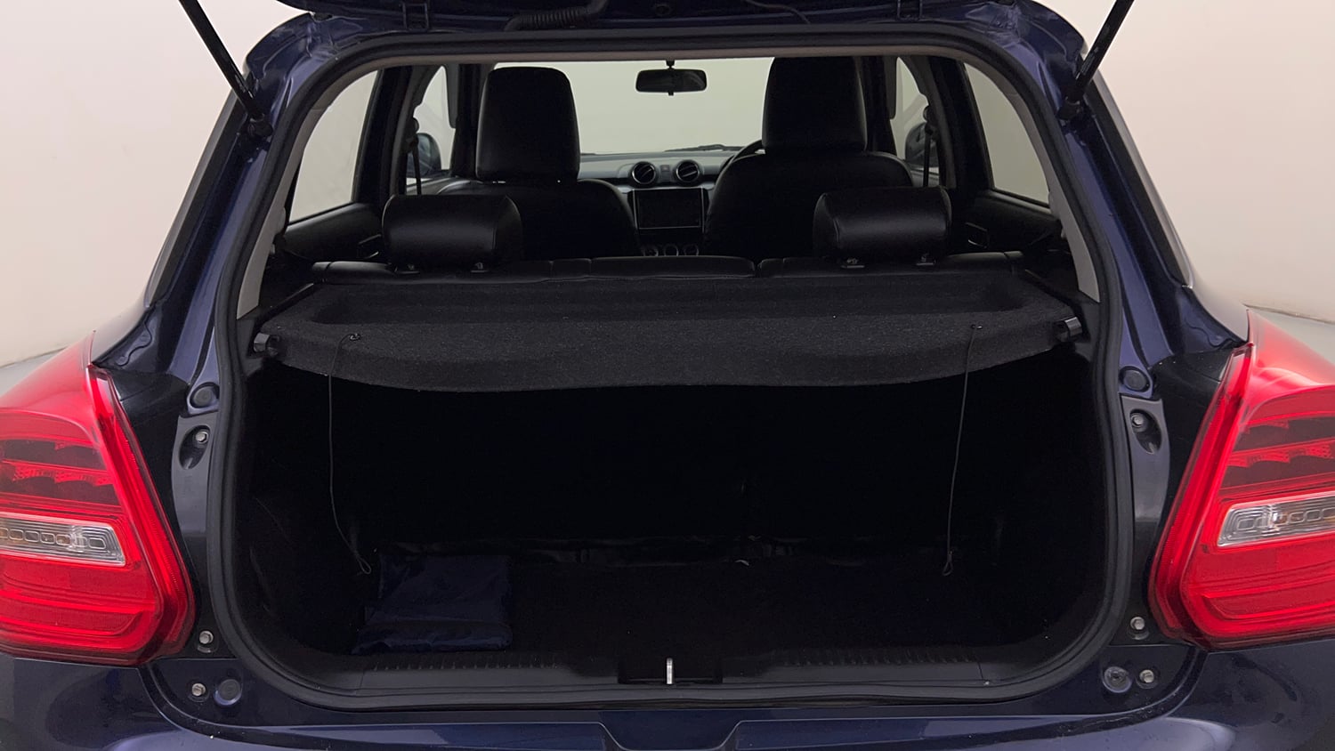 Used 2020 Maruti Suzuki Swift ZXi Plus AMT Petrol Automatic interior DICKY INSIDE VIEW