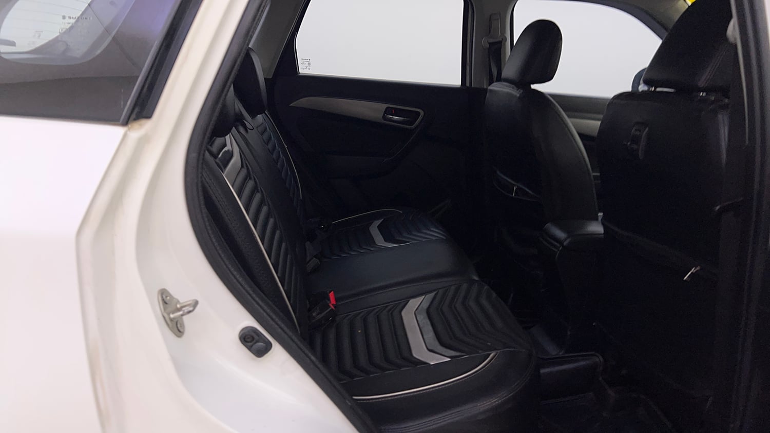 Used 2018 maruti-suzuki Vitara Brezza ZDi Plus AGS Diesel Automatic interior RIGHT SIDE REAR DOOR CABIN VIEW