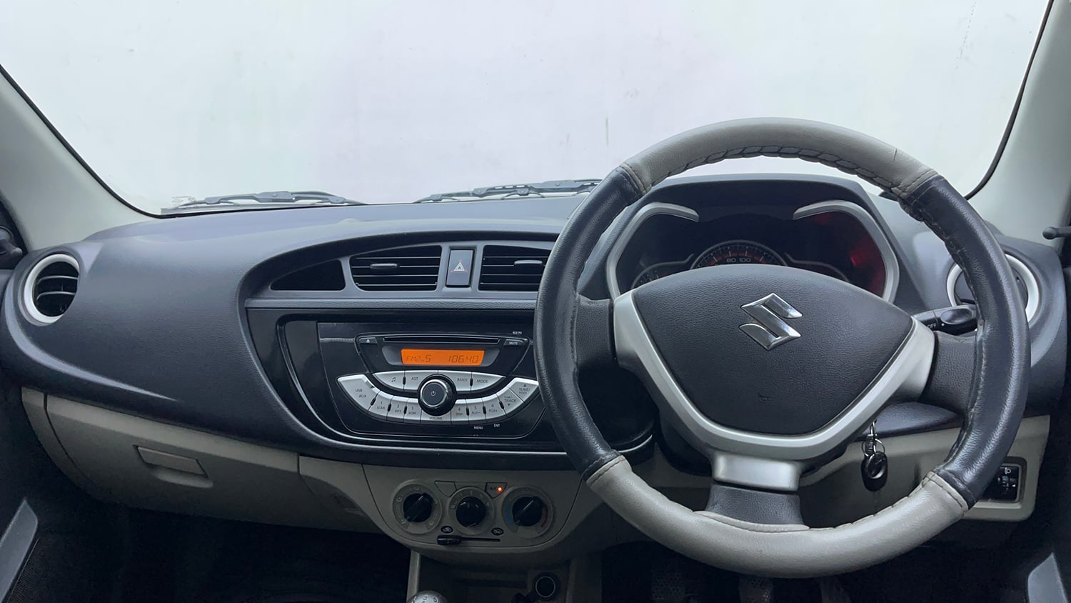 Used 2016 Maruti Suzuki Alto K10 VXi Petrol Manual interior DASHBOARD VIEW