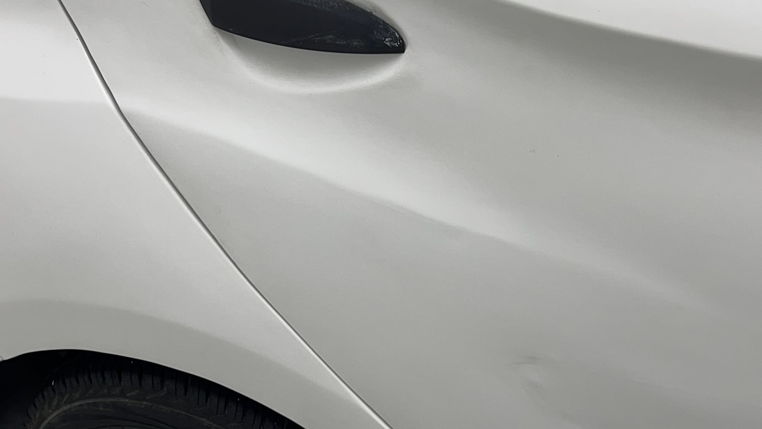 Used 2016 Hyundai Eon Era + Petrol Manual dents MINOR SCRATCH