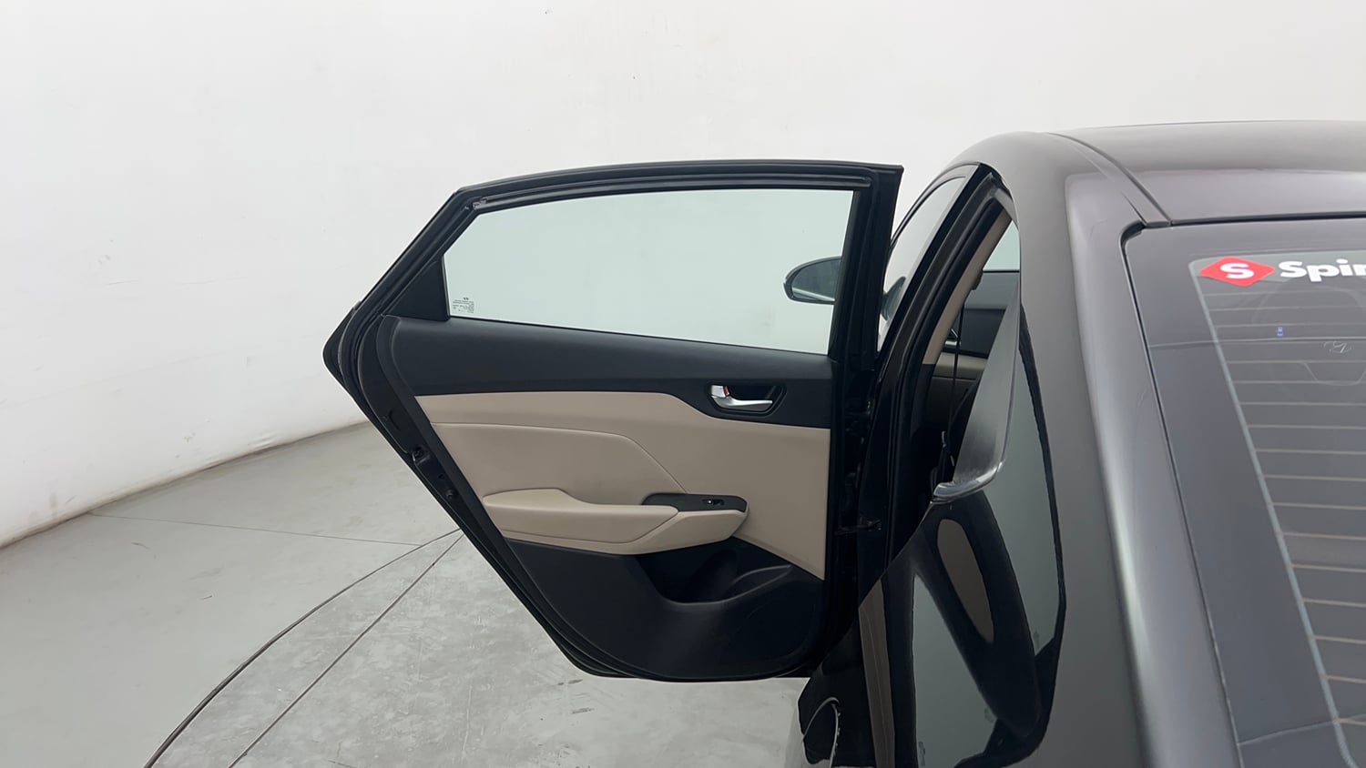 Used 2018 Hyundai Verna SX (O) 1.6 VTVT AT Petrol Automatic interior LEFT REAR DOOR OPEN VIEW