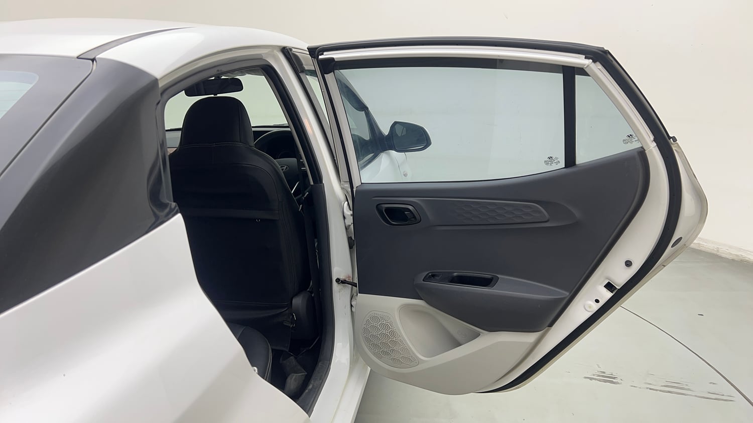 Used 2023 Hyundai Aura S 1.2 CNG Cng Manual interior RIGHT REAR DOOR OPEN VIEW