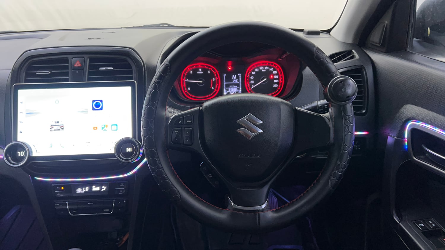 Used 2018 maruti-suzuki Vitara Brezza ZDi Plus AGS Diesel Automatic interior STEERING VIEW