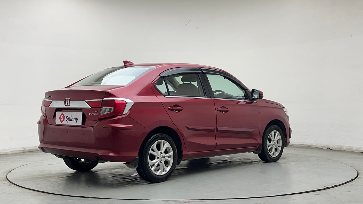Used 2020 Honda Amaze 1.2 V MT Petrol Petrol Manual exterior RIGHT REAR CORNER VIEW