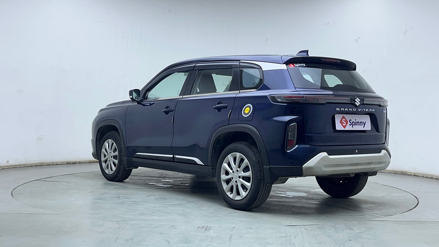 Used 2024 Maruti Suzuki Grand Vitara Sigma Smart Hybrid Petrol Manual exterior LEFT REAR CORNER VIEW