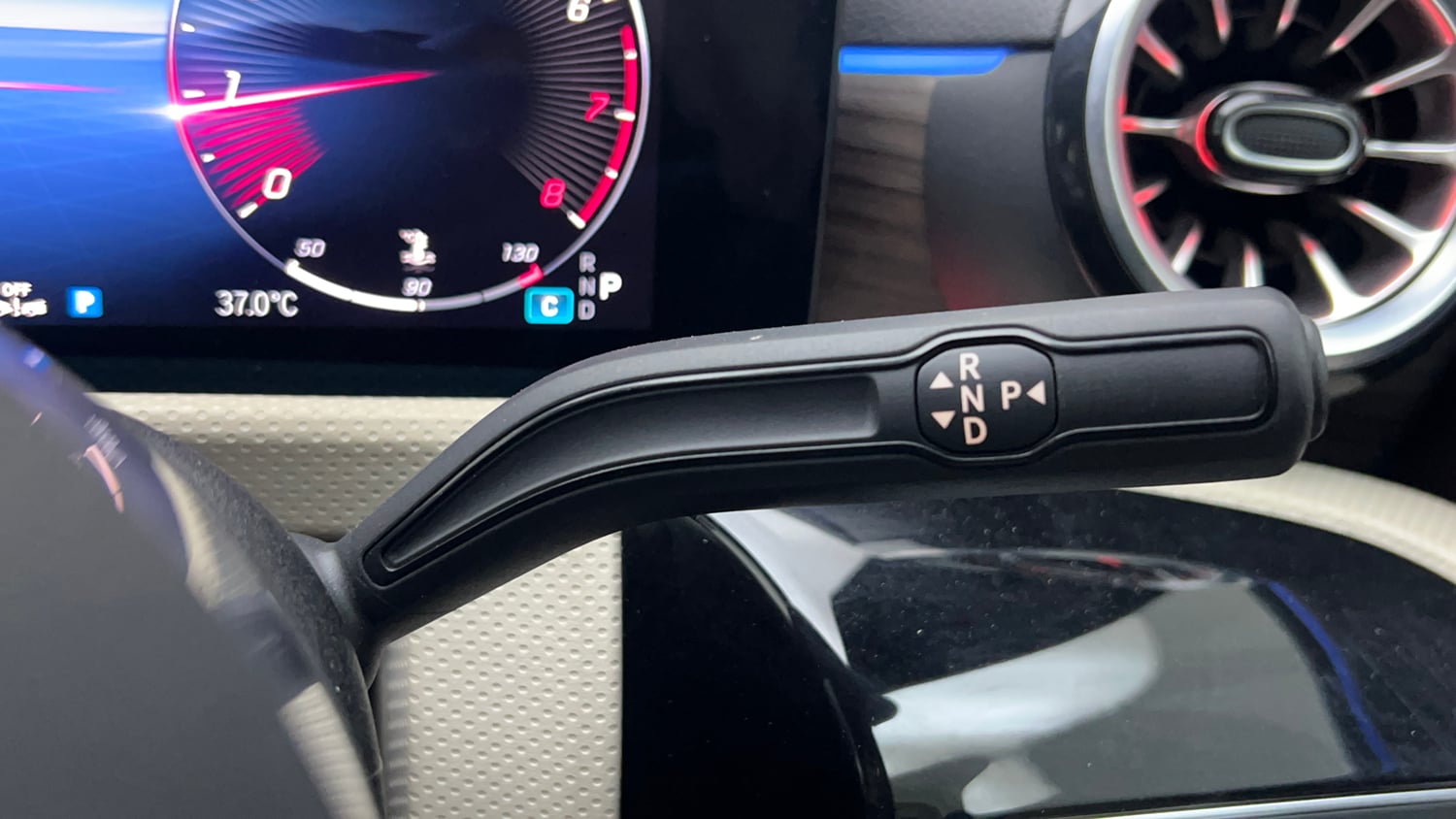 Used 2024 Mercedes-Benz A-Class Limousine 200 Petrol Automatic interior GEAR  KNOB VIEW