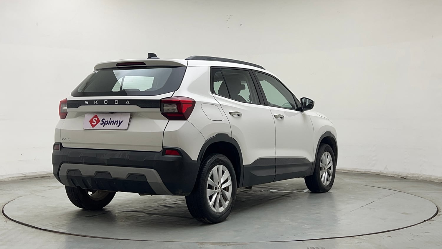 Used 2025 Skoda Kylaq Signature Plus AT Petrol Automatic exterior RIGHT REAR CORNER VIEW