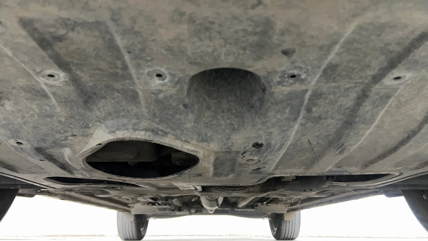 Used 2024 Kia Seltos HTX Plus 1.5 Diesel MT Diesel Manual extra FRONT LEFT UNDERBODY VIEW