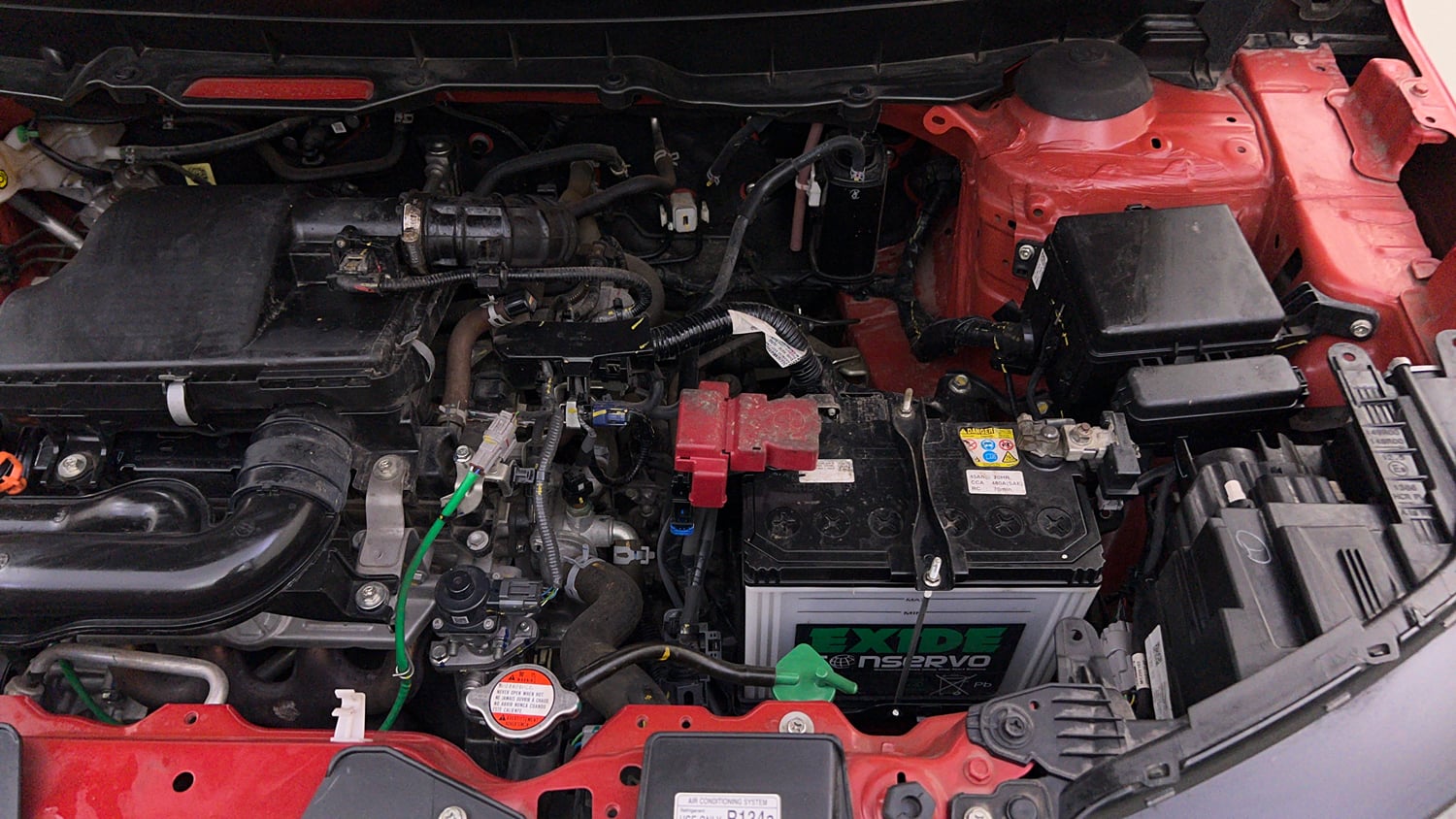 Used 2023 Maruti Suzuki Brezza Zxi Dual Tone Petrol Manual engine ENGINE LEFT SIDE VIEW