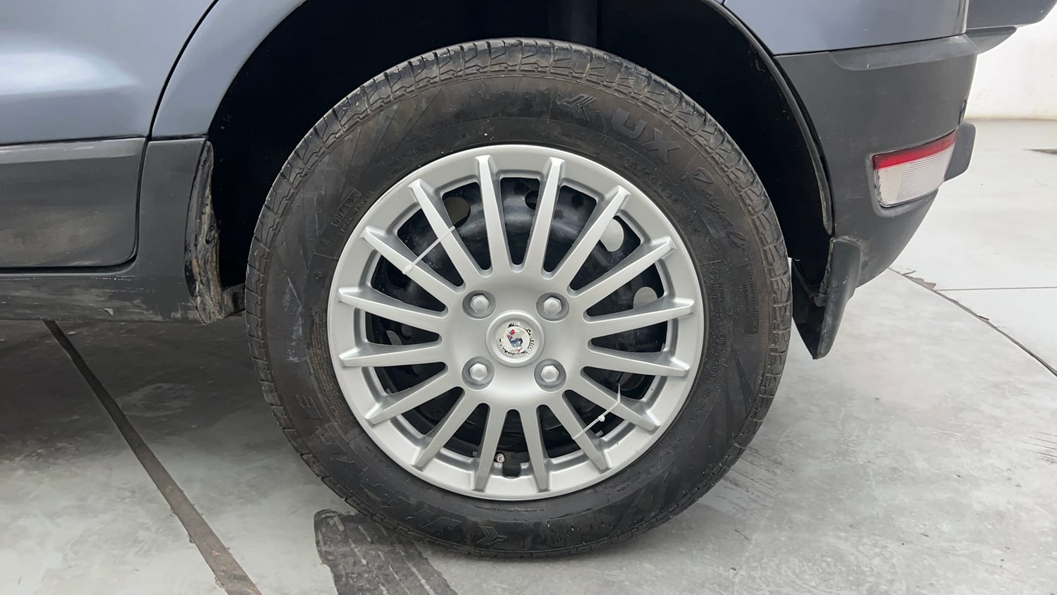 Used 2020 Ford EcoSport Trend 1.5L TDCi Diesel Manual tyres LEFT REAR TYRE RIM VIEW