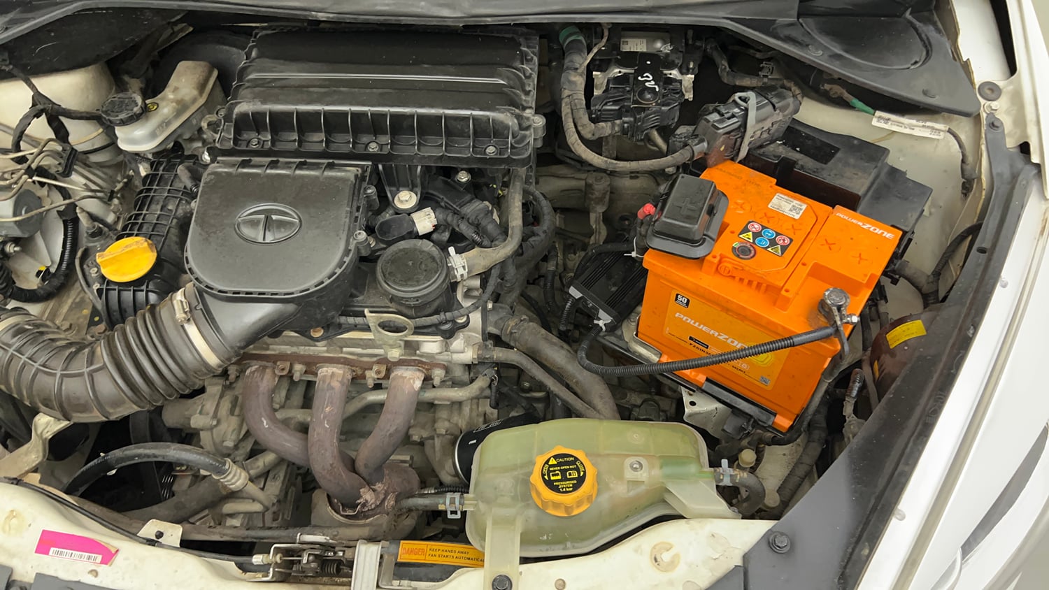 Used 2019 Tata Tiago Revotron XZ w/o Alloy Petrol Manual engine ENGINE LEFT SIDE VIEW