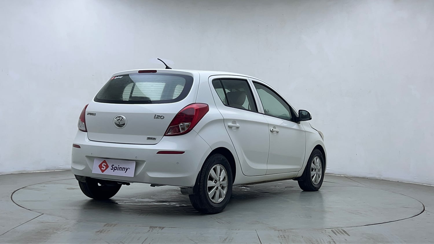 Used 2013 Hyundai i20 Sportz 1.2 Petrol Manual exterior RIGHT REAR CORNER VIEW