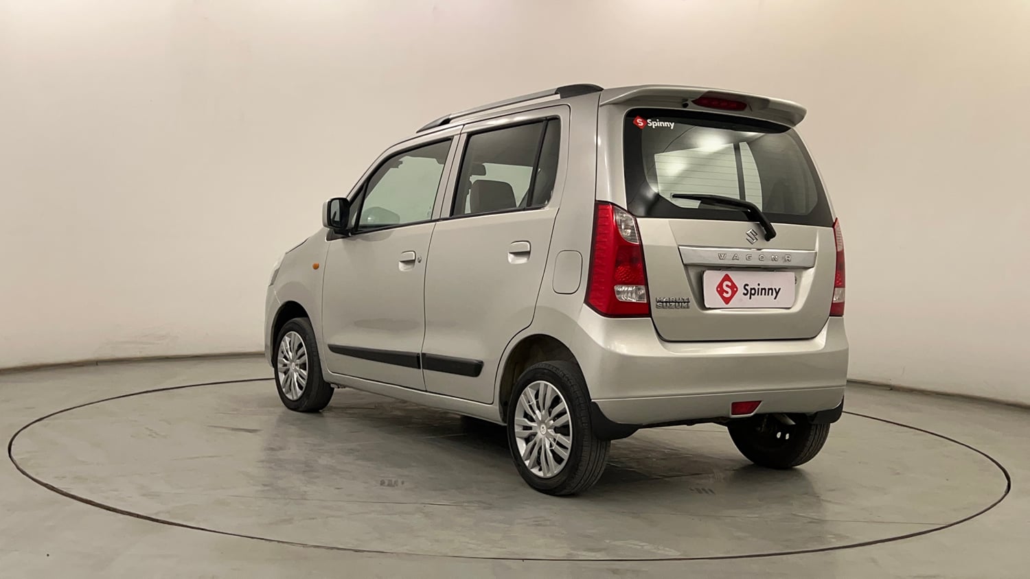 Used 2013 Maruti Suzuki Wagon R VXI Petrol Manual exterior LEFT REAR CORNER VIEW