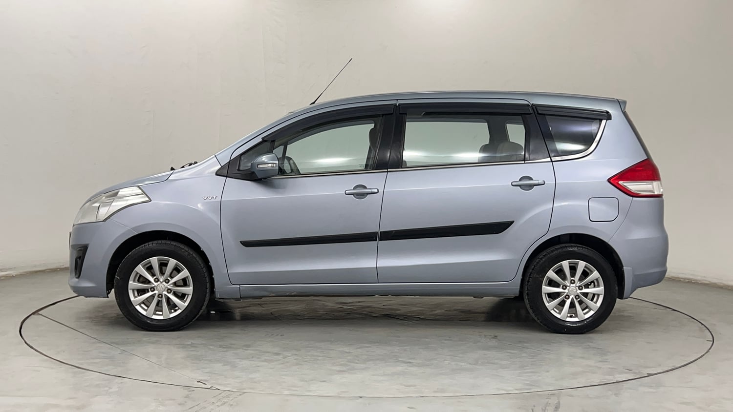Used 2014 Maruti Suzuki Ertiga ZXi Petrol Manual exterior LEFT SIDE VIEW