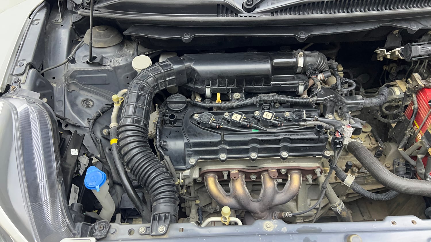 Used 2019 Maruti Suzuki Baleno Delta Petrol Manual engine ENGINE RIGHT SIDE VIEW