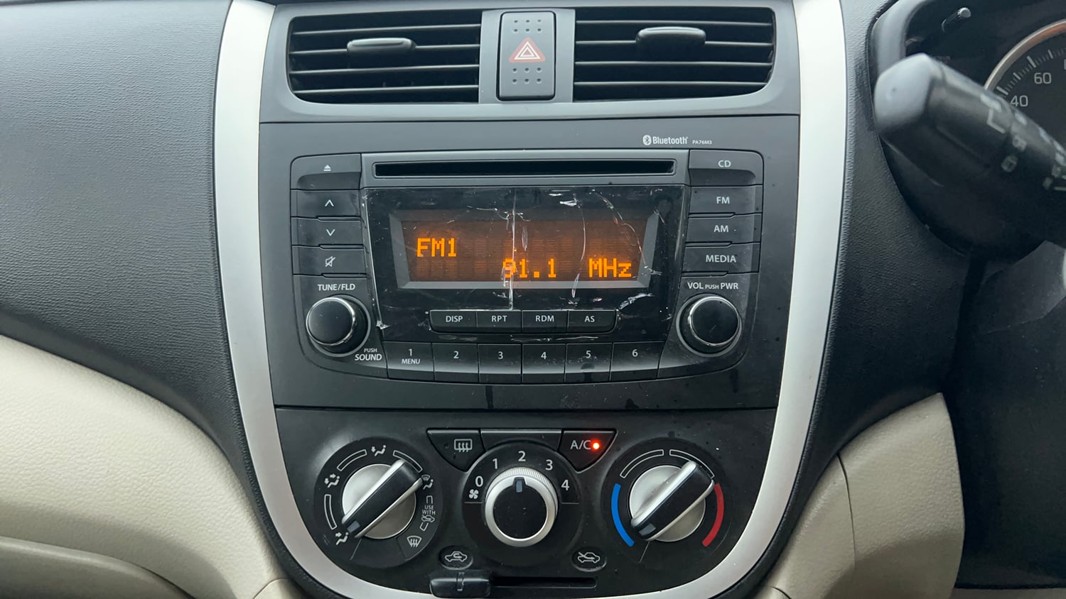 Used 2017 Maruti Suzuki Celerio ZXi AMT Petrol Automatic interior MUSIC SYSTEM & AC CONTROL VIEW