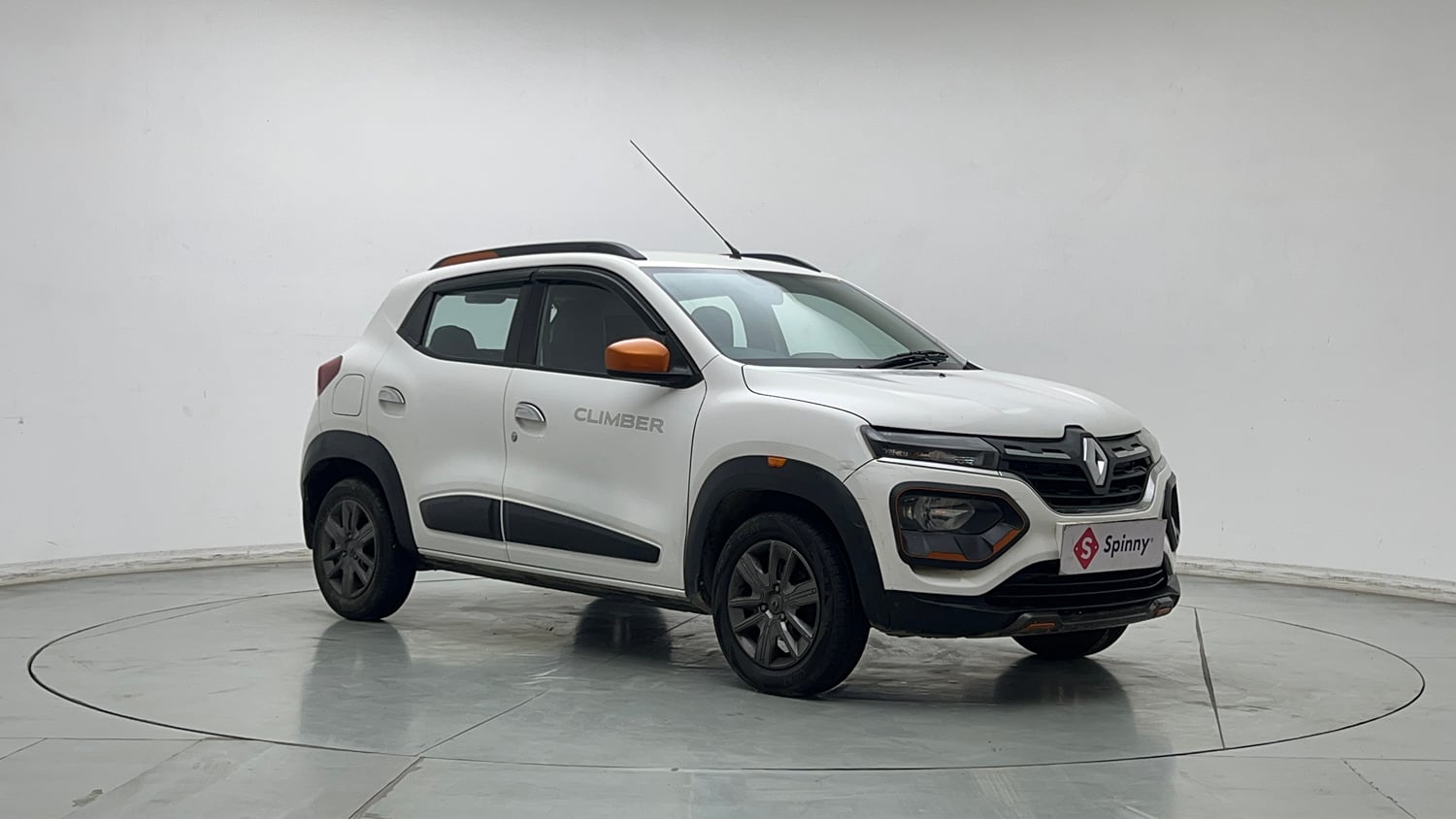 Used 2021 Renault Kwid CLIMBER 1.0 AMT Opt Petrol Automatic exterior RIGHT FRONT CORNER VIEW
