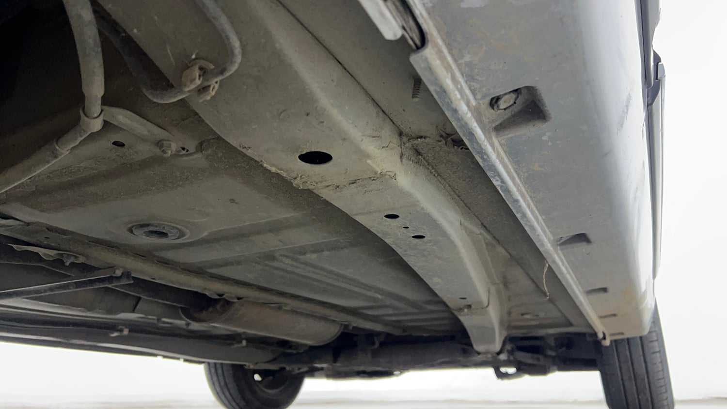 Used 2019 Maruti Suzuki Baleno Delta Petrol Manual extra REAR RIGHT UNDERBODY VIEW