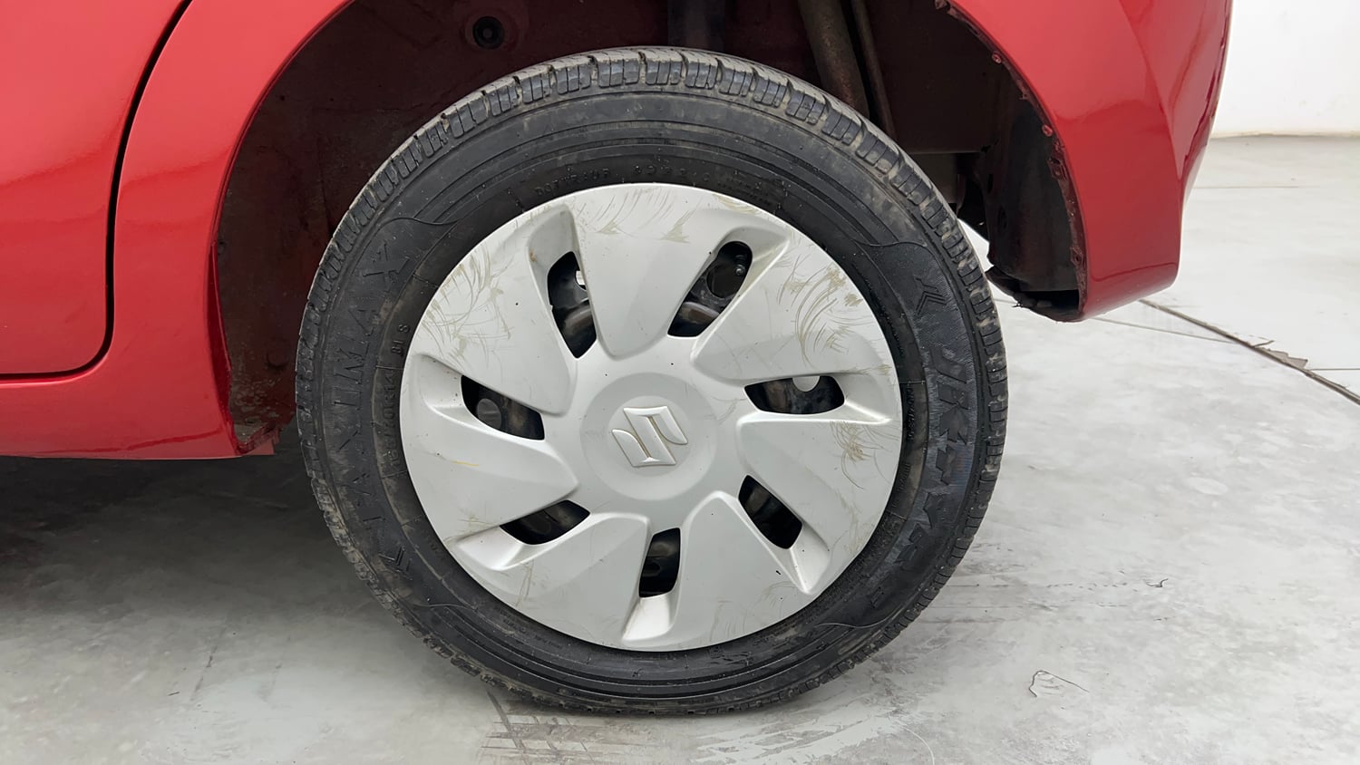 Used 2017 Maruti Suzuki Celerio ZXi AMT Petrol Automatic tyres LEFT REAR TYRE RIM VIEW